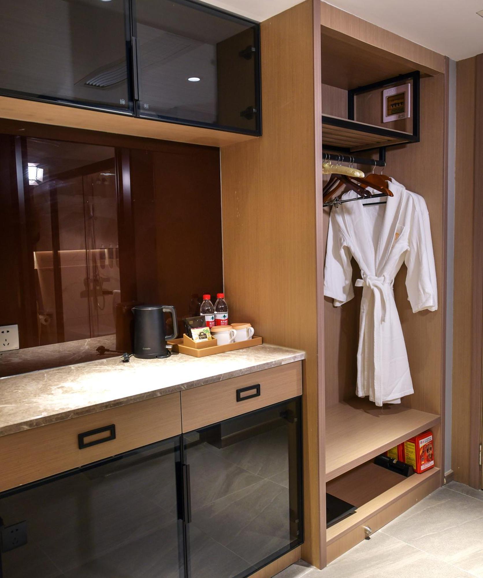 Maison New Century Tongxiang Екстер'єр фото